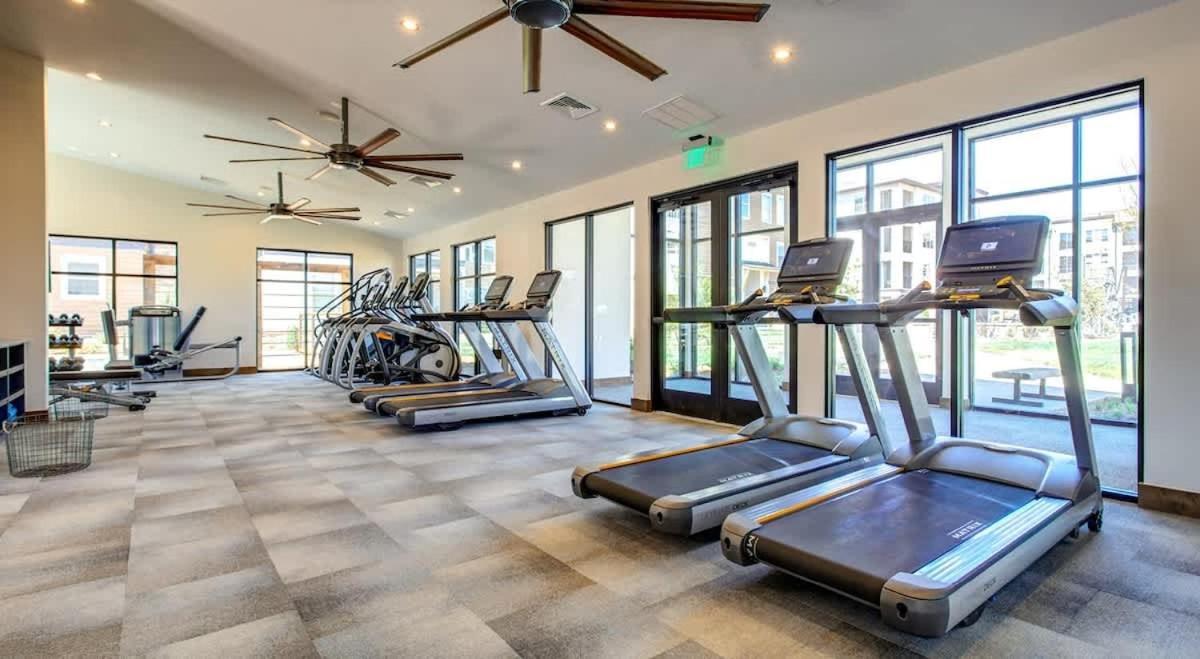 Luxurious King 2br In Waverly Charlotte! * Charlotte