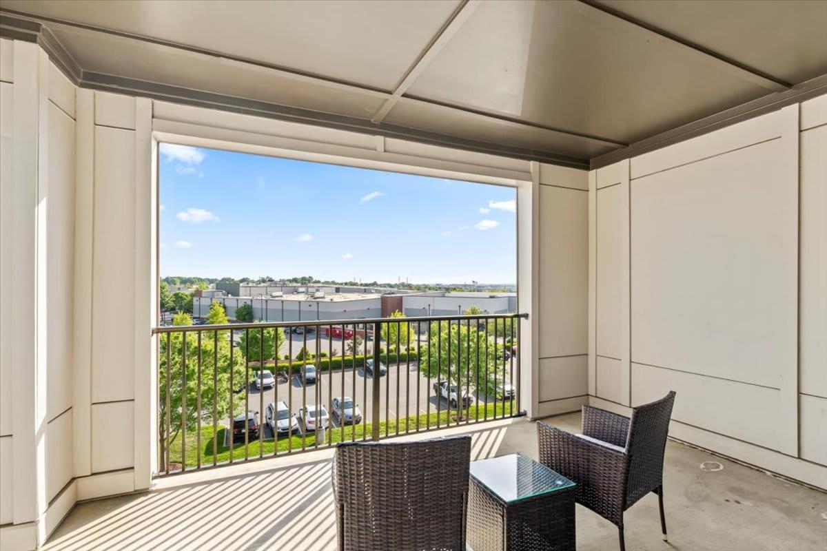 Apartment Luxurious King 2br In Waverly Charlotte!
